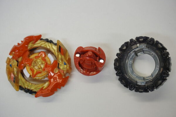 Beyblade Burst Turbo Spryzen S4 - Image 3