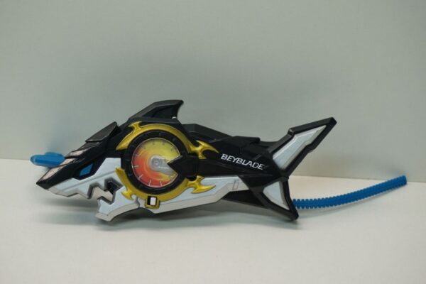 Beyblade Burst Turbo Sling Shock Forneus F4  - Image 2