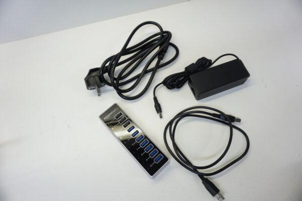 AmazonBasics USB 10-pordiline jaotur - Image 2