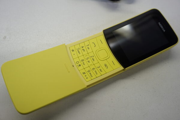 Nokia 8110 4g mobiiltelefon  - Image 3