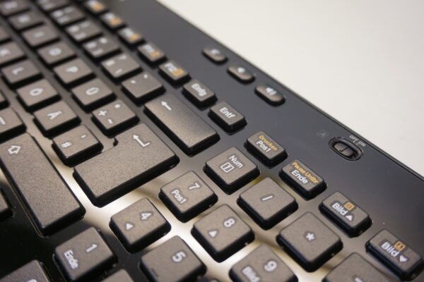 Logitech K360 juhtmevaba klaviatuur - Image 4