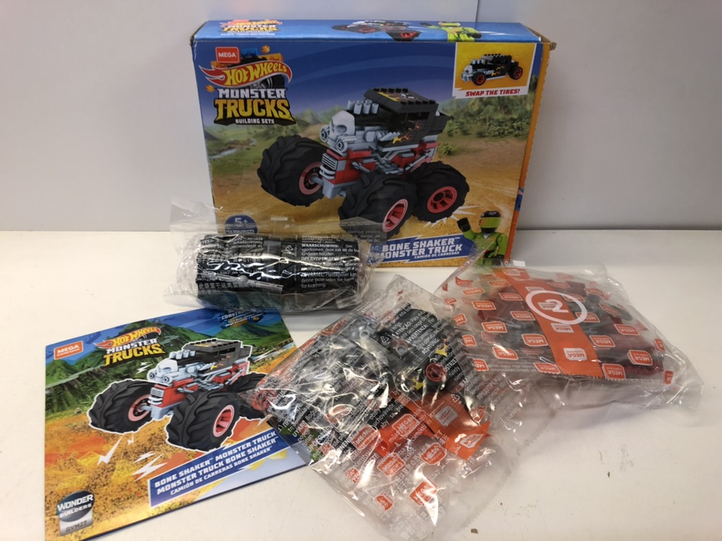 Hot Wheels Mega Construx Bone Shaker Monster Truck - Image 4