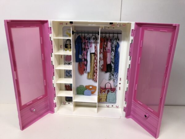 Barbie kaasaskantav riidekapp - Image 5