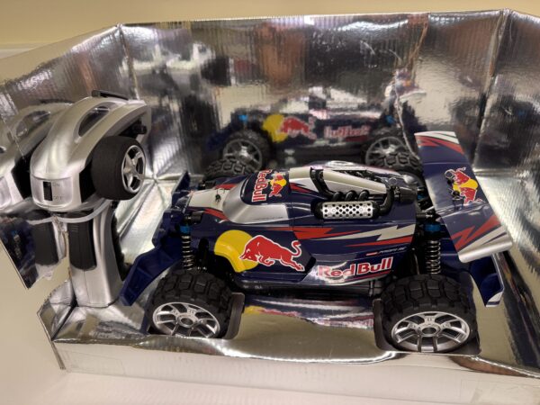 Carrera 370183015 Red Bull NX2-PX 1:18 - Image 6